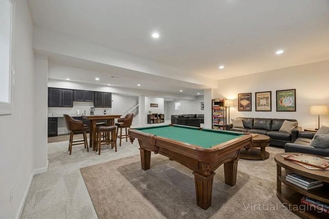 7678 Gateway Boulevard, Powell, OH 43065
