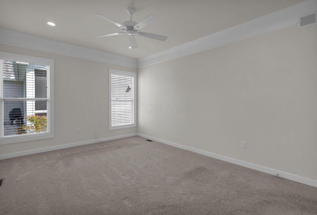 7678 Gateway Boulevard, Powell, OH 43065