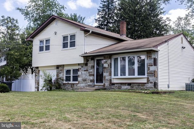 109 SURREY RD, Voorhees, NJ 08043