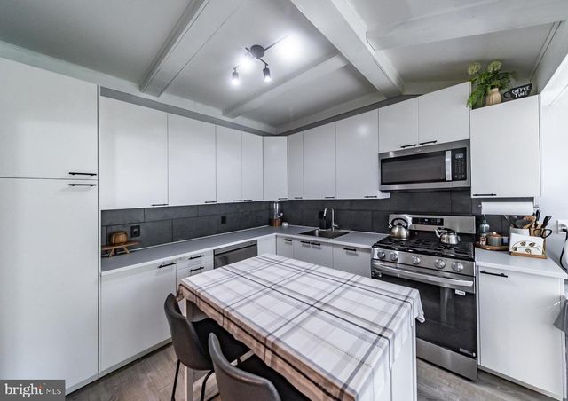 109 SURREY RD, Voorhees, NJ 08043
