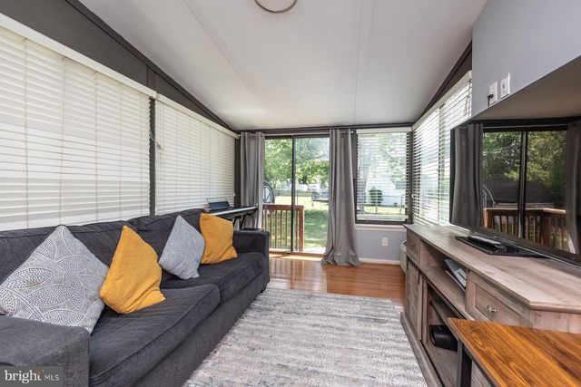 109 SURREY RD, Voorhees, NJ 08043
