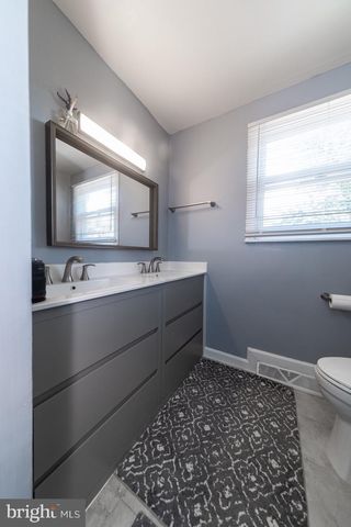 109 SURREY RD, Voorhees, NJ 08043