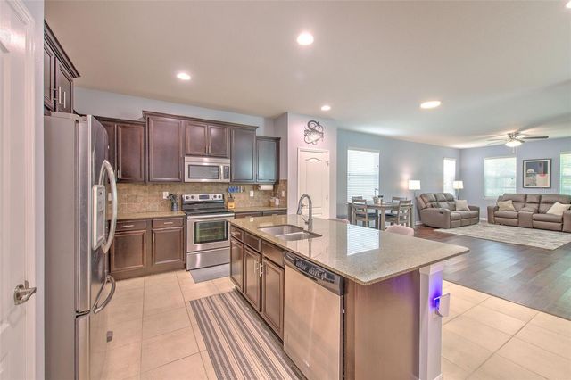 9033 ASPEN HOLLOW PLACE, Riverview, FL 33578