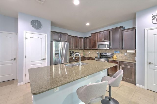 9033 ASPEN HOLLOW PLACE, Riverview, FL 33578