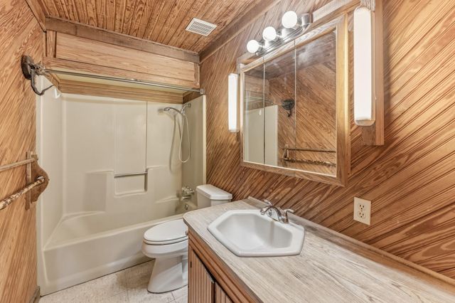 179 Main Street, Huntsville, TX 77340