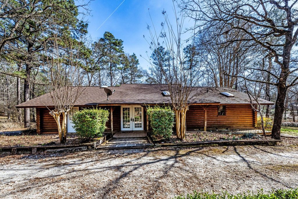 179 Main Street, Huntsville, TX 77340