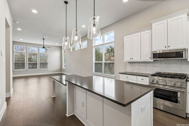 1423 S Presa St Unit 102, San Antonio, TX 78210