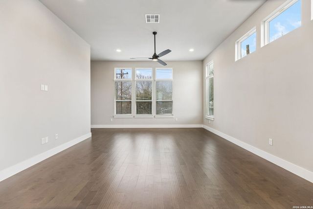 1423 S Presa St Unit 102, San Antonio, TX 78210