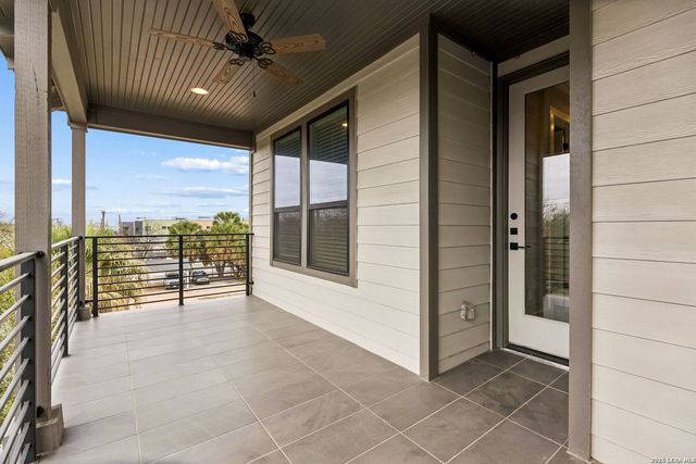 1423 S Presa St Unit 102, San Antonio, TX 78210