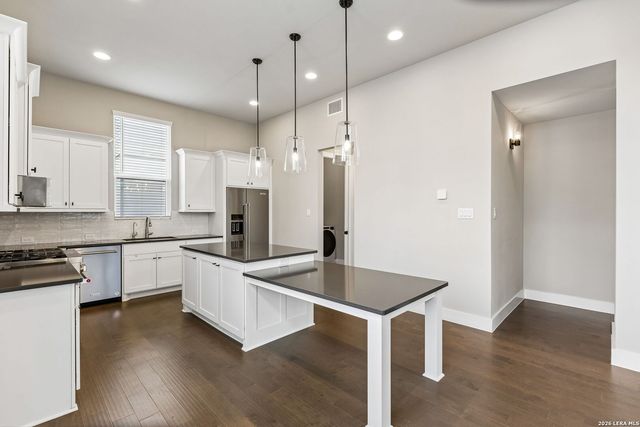 1423 S Presa St Unit 102, San Antonio, TX 78210