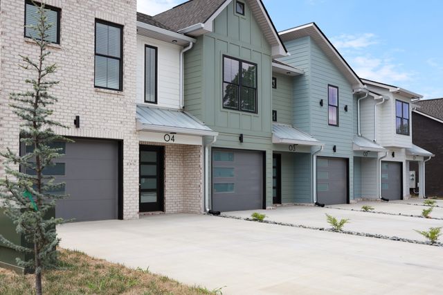725 Hornbuckle Rd Unit F1, Clarksville, TN 37043