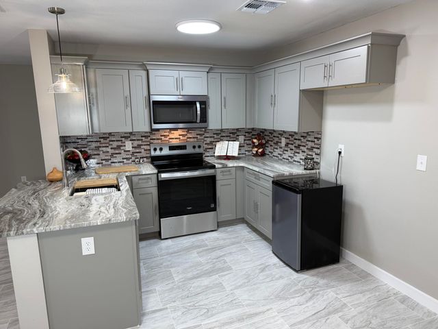 419 E Harris Avenue, San Angelo, TX 76903