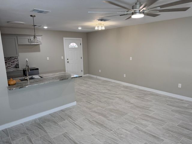 419 E Harris Avenue, San Angelo, TX 76903