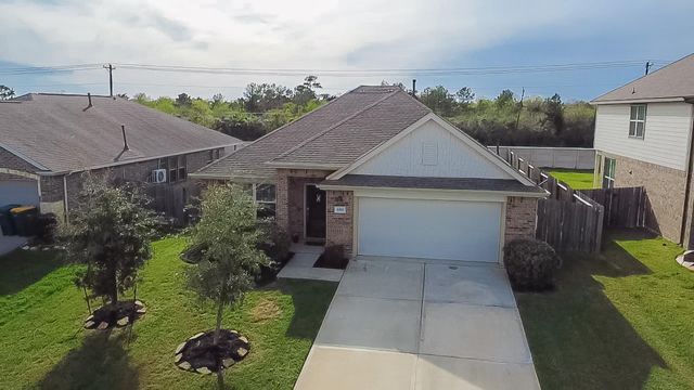 650 Harbor Colony Lane, La Marque, TX 77568