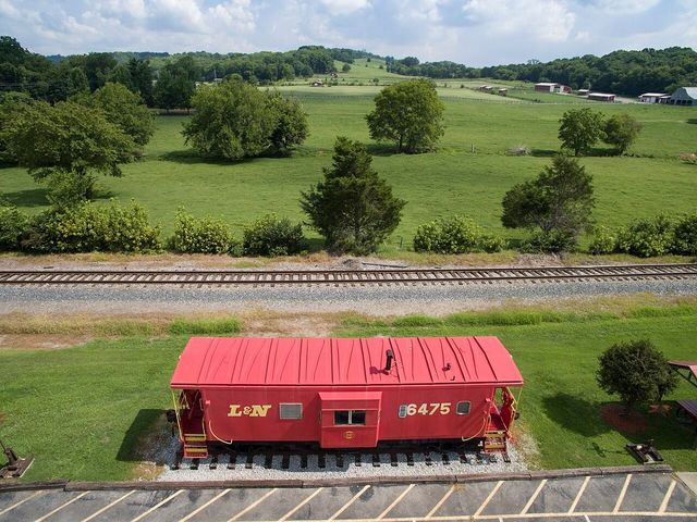 2072 Conductor Ln, Thompsons Station, TN 37179