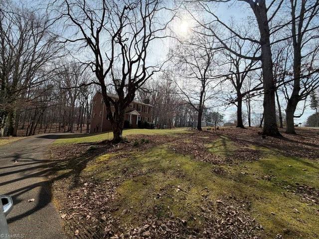 220 Baptist Drive, King, NC 27021