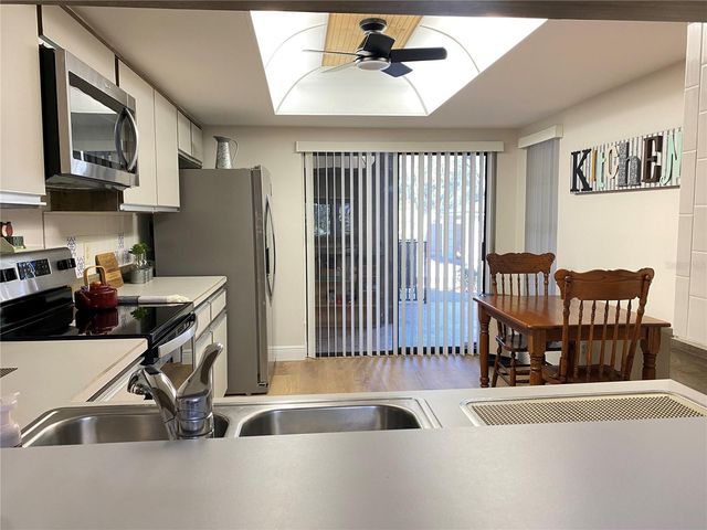 1055 KENSINGTON PARK DRIVE 808, Altamonte Springs, FL 32714