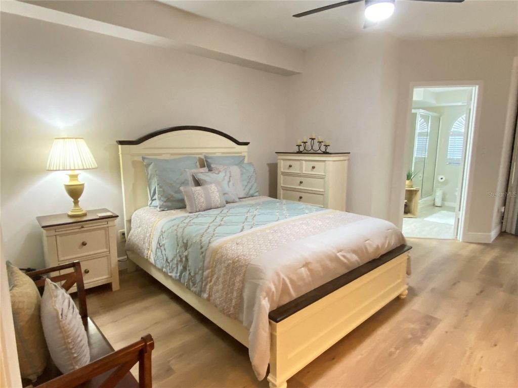 Image 20 of property listing at 1055 KENSINGTON PARK DRIVE 808, Altamonte Springs, FL 32714