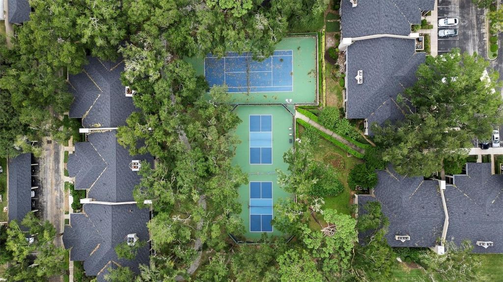 Image 36 of property listing at 1055 KENSINGTON PARK DRIVE 808, Altamonte Springs, FL 32714