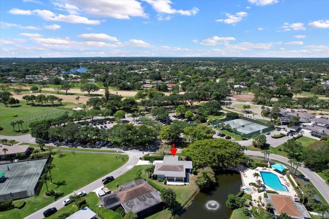 13297 Garth Court, Palm Beach Gardens, FL 33418