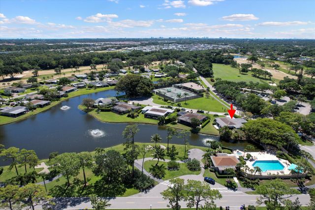 13297 Garth Court, Palm Beach Gardens, FL 33418