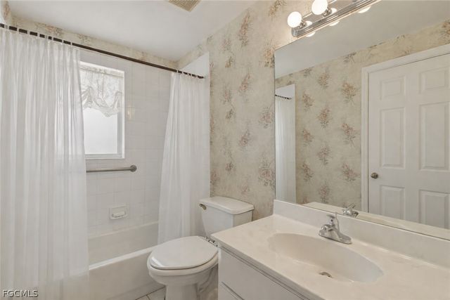 409 Bethany Village CIR, Lehigh Acres, FL 33936