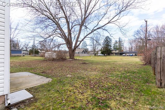 9712 Cherokee Street, Taylor, MI 48180