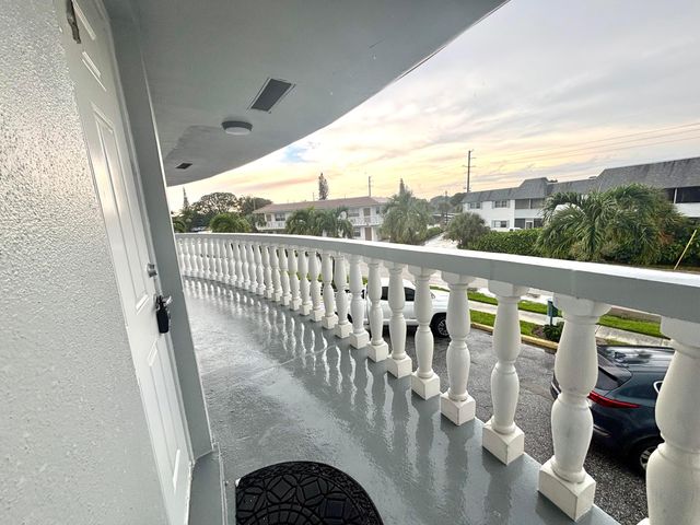 431 W Camino Real 28, Boca Raton, FL 33432