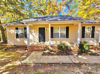 209 Hickory Wood Drive, Kannapolis, NC 28083