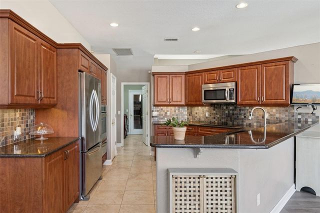 8041 MONIER WAY, Orlando, FL 32835