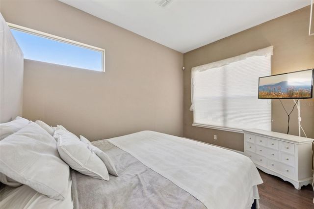 8041 MONIER WAY, Orlando, FL 32835