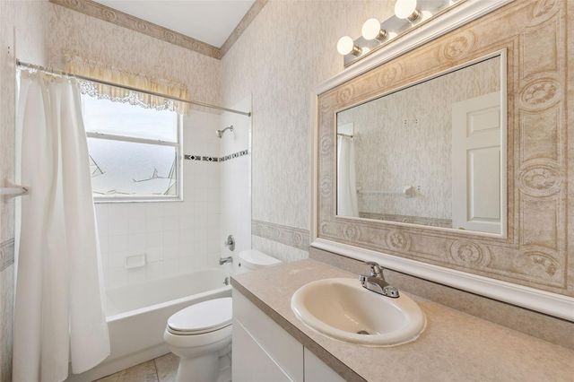 8041 MONIER WAY, Orlando, FL 32835