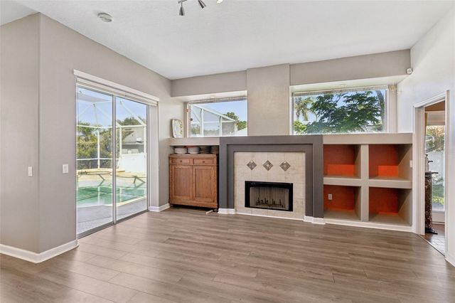 8041 MONIER WAY, Orlando, FL 32835