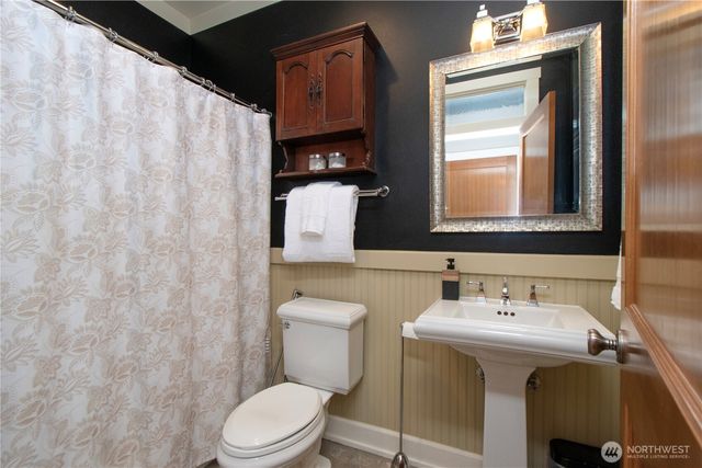 123 Headwaters Lane, Port Angeles, WA 98362
