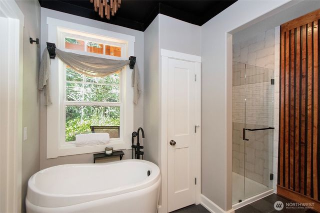 123 Headwaters Lane, Port Angeles, WA 98362