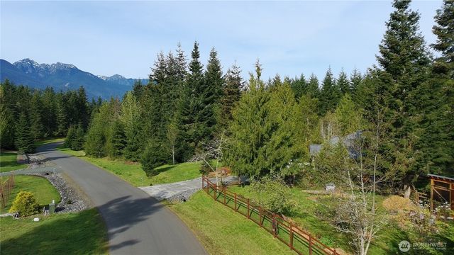 123 Headwaters Lane, Port Angeles, WA 98362