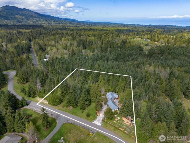 123 Headwaters Lane, Port Angeles, WA 98362