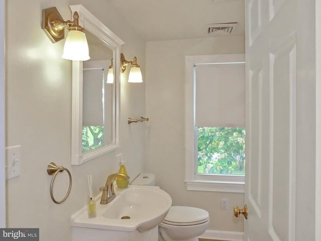 2826 HOOPERS ISLAND RD, Church Creek, MD 21622