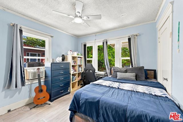 3927 Arlington Avenue, Los Angeles, CA 90008