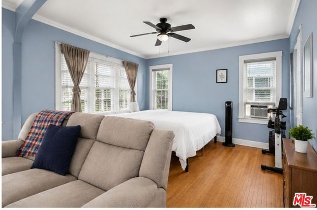 3927 Arlington Avenue, Los Angeles, CA 90008