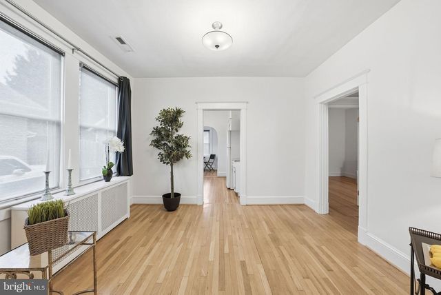 1932 N CLEVELAND ST, Arlington, VA 22201