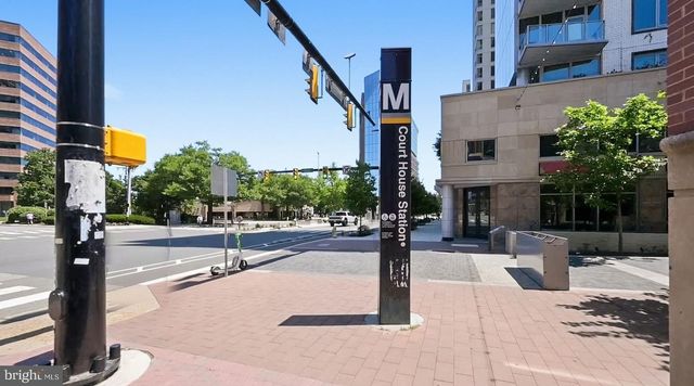 1932 N CLEVELAND ST, Arlington, VA 22201