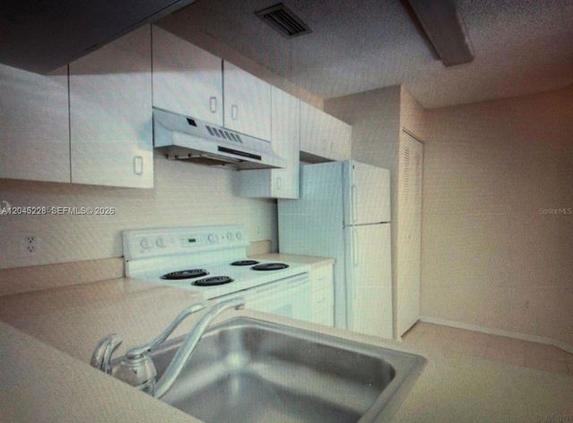 1040 Coral Club Dr 1040, Coral Springs, FL 33071