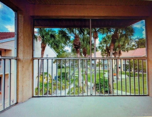 1040 Coral Club Dr 1040, Coral Springs, FL 33071