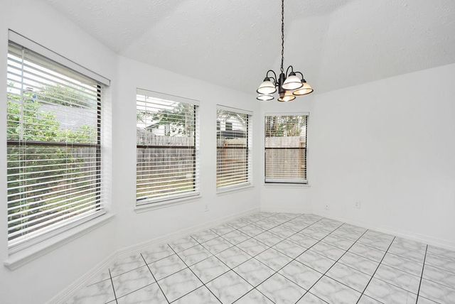 4922 E Laureldale Drive, Houston, TX 77041
