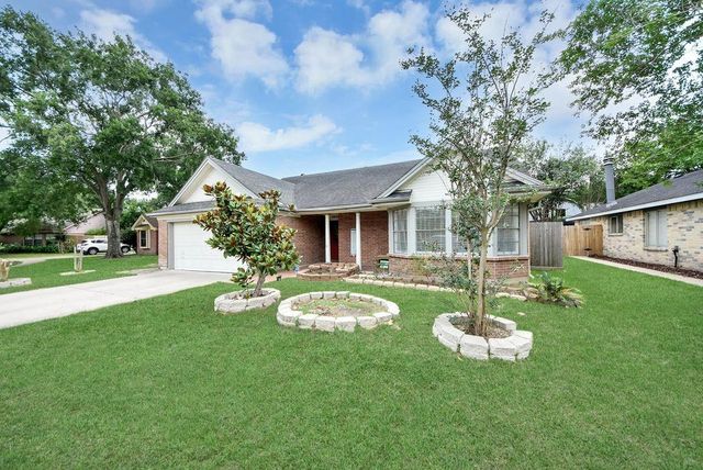 4922 E Laureldale Drive, Houston, TX 77041