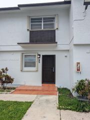 21 SW 109th Avenue B5, Sweetwater, FL 33174