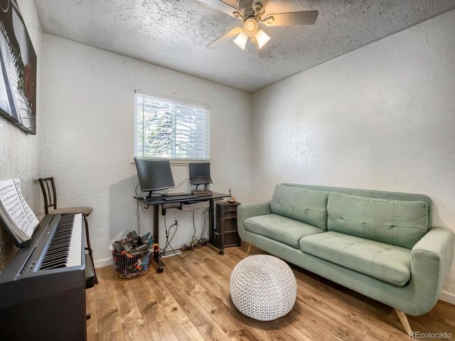 15562 E Bails Dr, Aurora, CO 80017