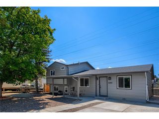 15562 E Bails Dr, Aurora, CO 80017