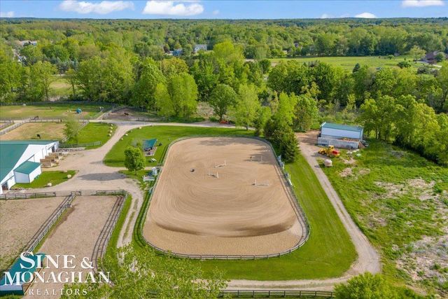 270 N Rochester Road, Addison Twp, MI 48367